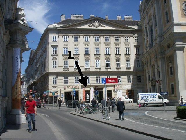 Entry from Herrengasse
